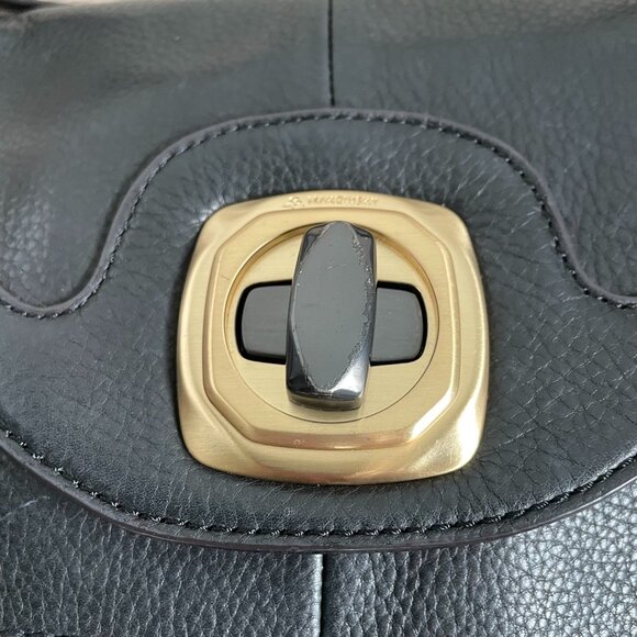 B Makowsky Leather Flap Top Cross Body Bag Lock Hardware Black Fashion Trendy - Picture 5 of 9